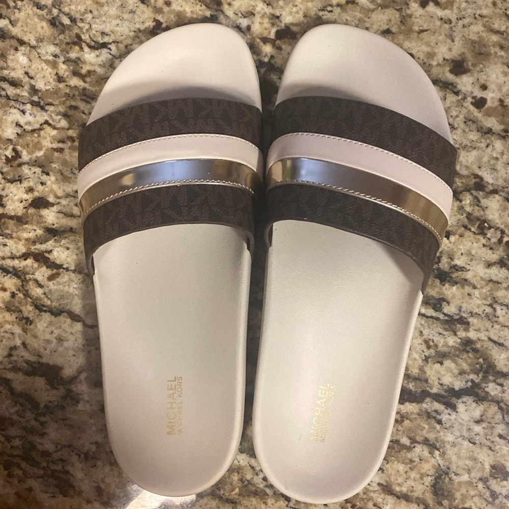 Michael Kors Slides Size 9M (EUC)